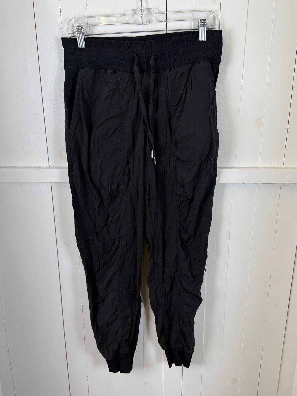 Lululemon Black Jogger Pants Size 8 Women’s Excellent Condition